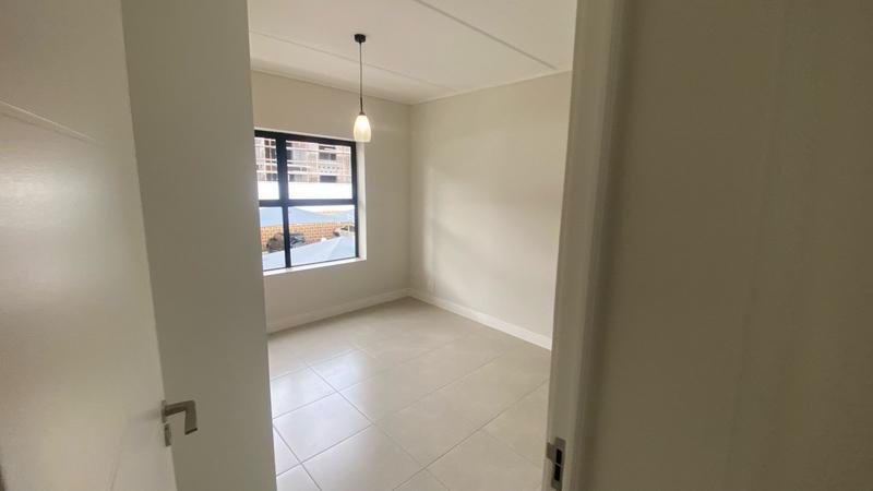 To Let 1 Bedroom Property for Rent in Richwood Western Cape